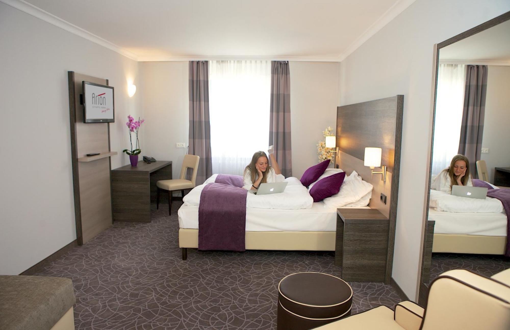 24Hours Apartment Hotel Vienna Exterior photo